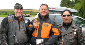 Buzz, Steve Hawkins and Robin Lahiri at Haytor